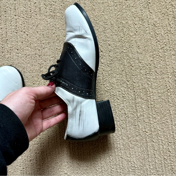 Saddle Shoes Vintage Style 1950s Inspired - Picture 5 of 7